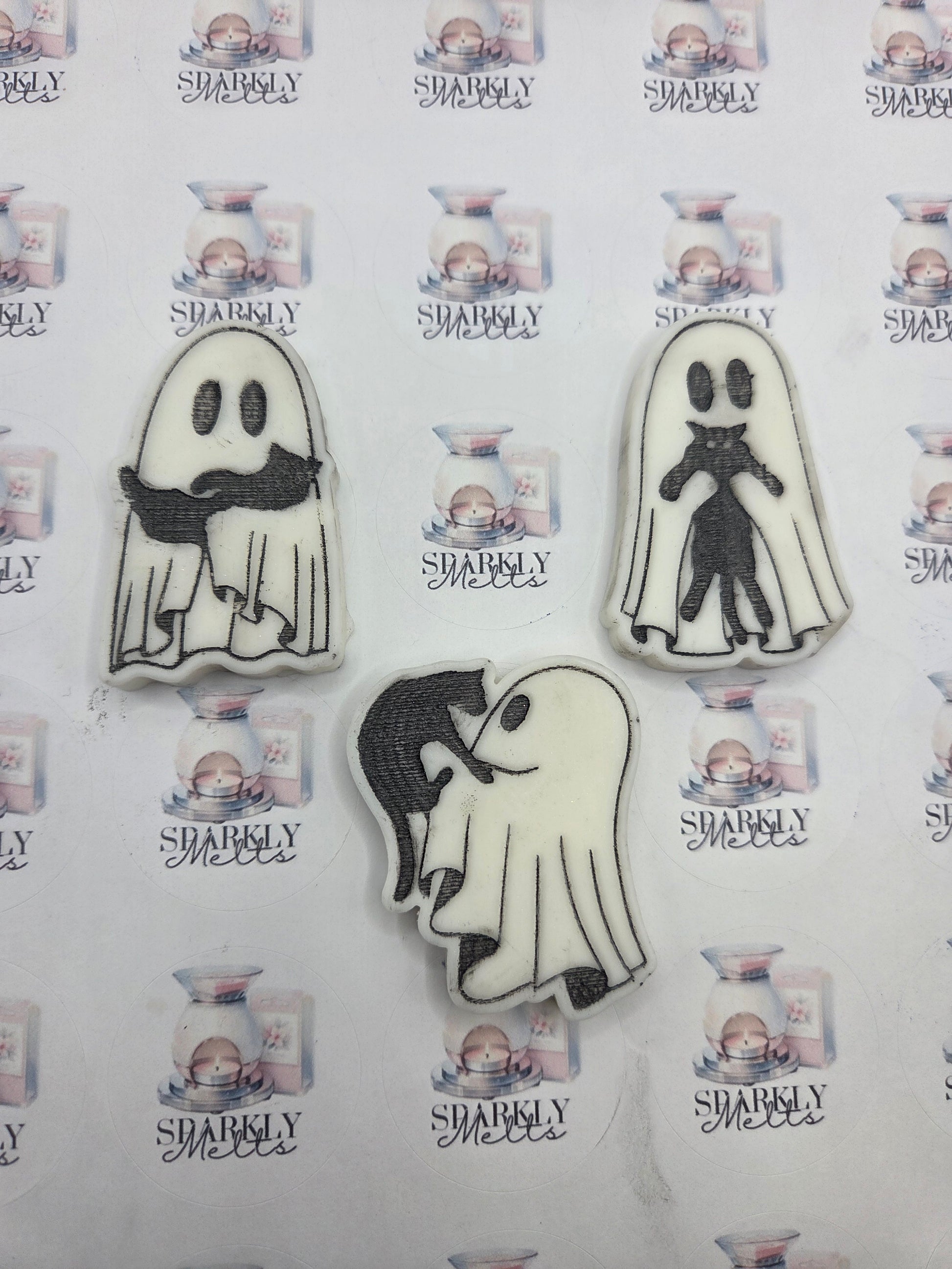Ghost cat - Sparklymelts 